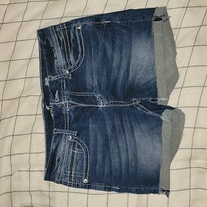 NWOT | Almost Famous Jean Shorts